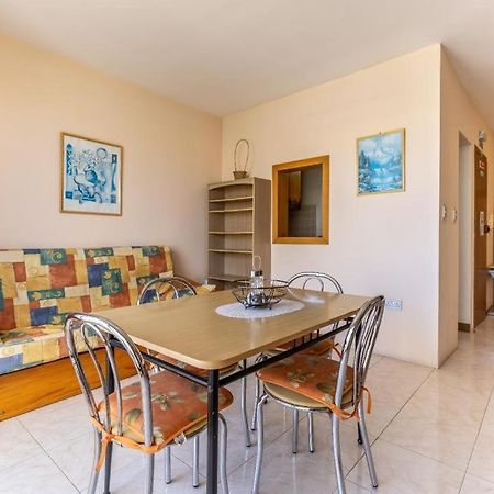Lovely Seaview Apt At St Paul'S Bay Bagian luar foto