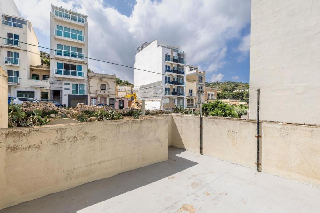 Lovely Seaview Apt At St Paul'S Bay Bagian luar foto