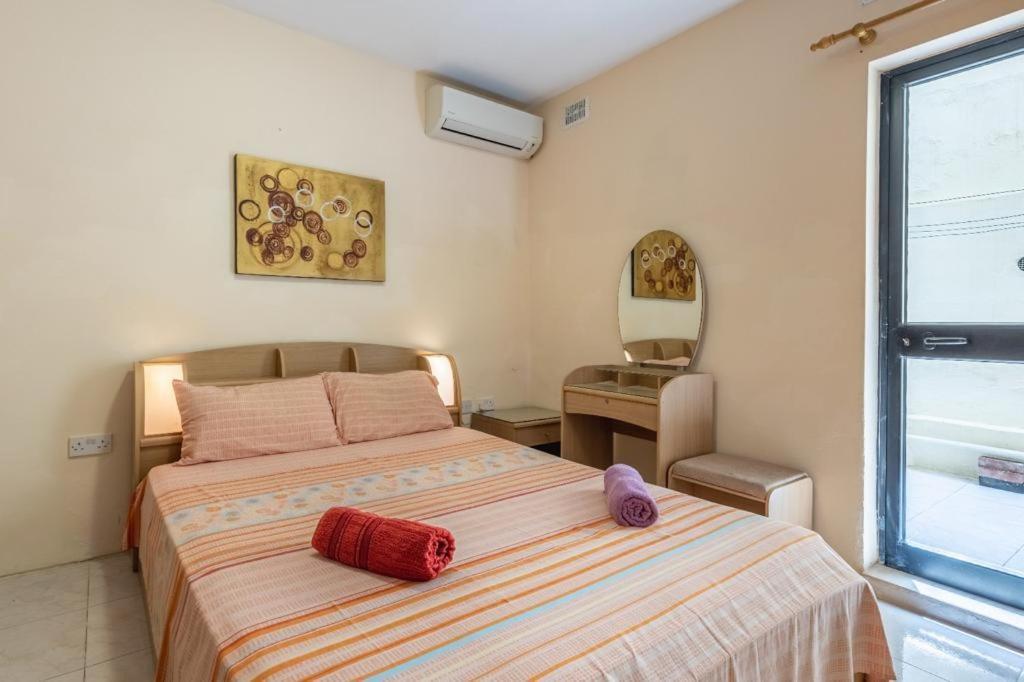 Lovely Seaview Apt At St Paul'S Bay Bagian luar foto